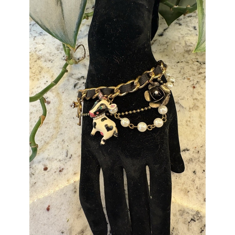 Betsey Johnson Vintage Lady Luck Cow Head Skull Horseshoe Earrings & bracelet - Picture 3 of 16